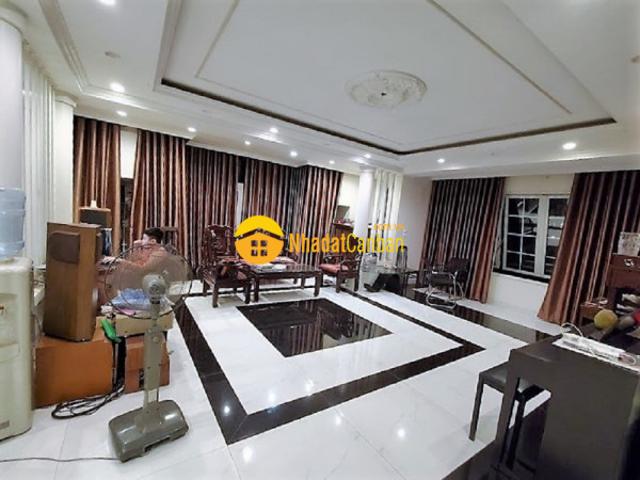 Bán nhà mặt phố trích sài, tây hồ. Vỉa hè 33m, ô tô, kd. Dt 180m2 mt7m. 60tỷ. 0973584