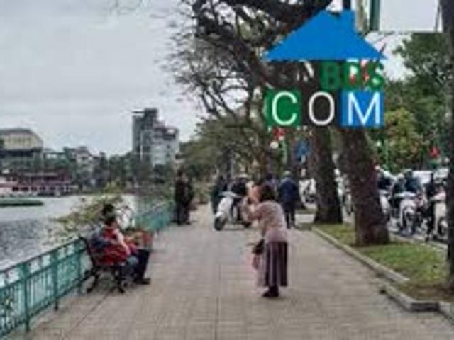 Bán Nhà Mặt Phố Trúc Bạch, View Hồ 73m, 4 Tầng, Vỉa Hè Rộng, KD Tấp Nập, Nhỉnh 30 Tỷ