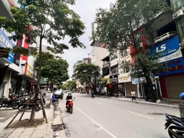 Bán nhà mặt phố Vọng, mặt tiền 4.5m kinh doanh. LH: Địa Thủy Sư Trần Thọ 0906299