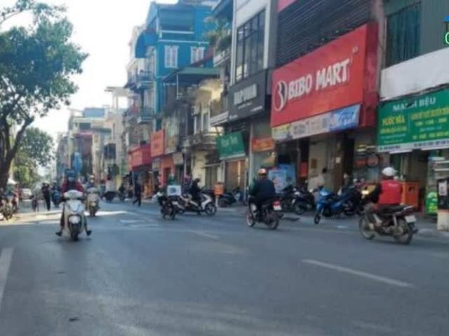 Bán nhà mặt phố Bạch Mai, 4.6m mặt tiền. LH: Địa Thủy Sư Trần Thọ 0906299