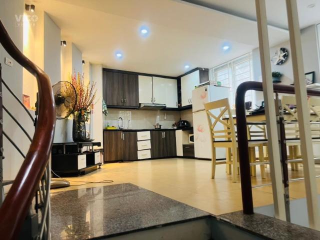 Bán nhà mặt phố Hồ Văn Chương, DTXD45m2x5T, MT9m. 0338080