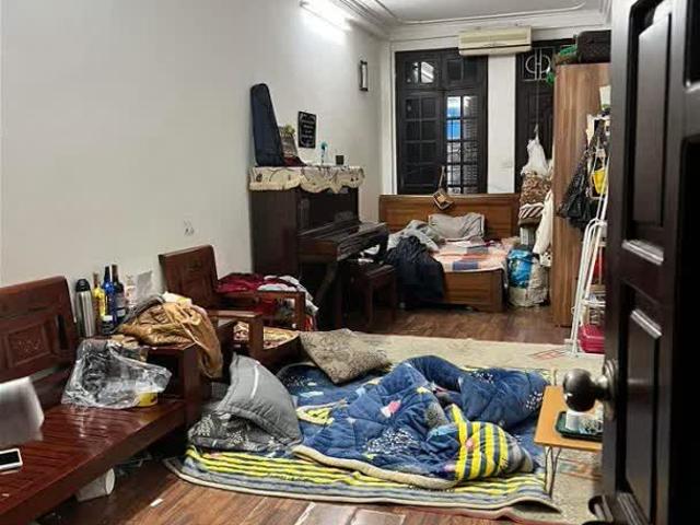 Bán Nhà Mặt Phố Hàng Cháo Quận Đống Đa. 43m Nhỉnh 14 Tỷ. Cam Kết Ảnh Thật Mô Tả Chính Xác. Chủ