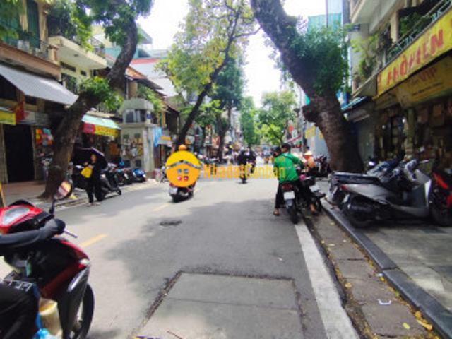 Bán nhà mặt phố hàng chiếu, 116m2 3 tầng, mt 4m, chỉ 75 tỷ 0987104
