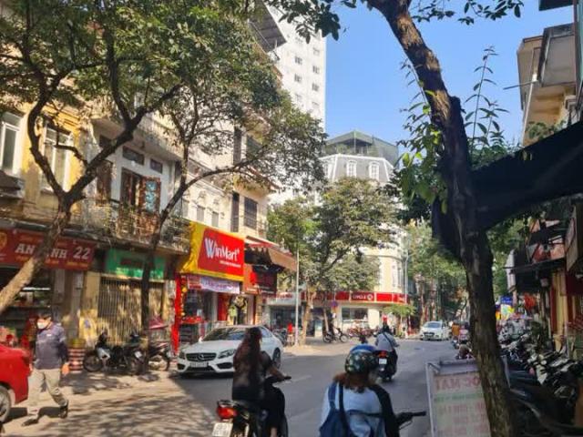 Bán nhà mặt phố Hàng Than, Ba Đình, 126m2. LH: Địa Thủy Sư Trần Thọ 0906299