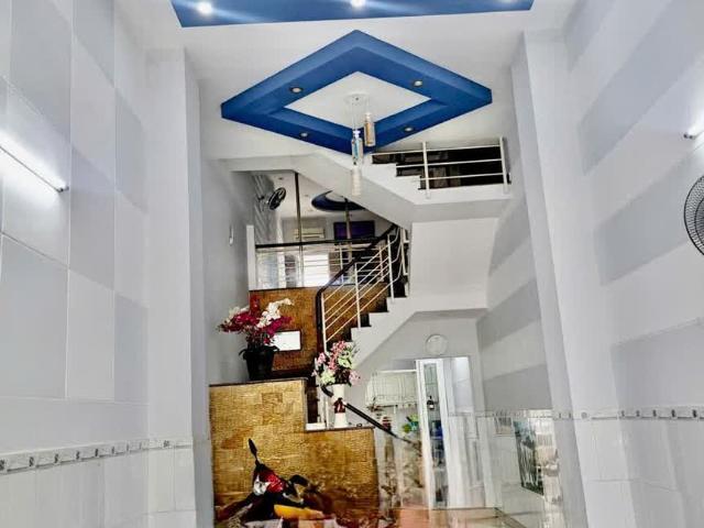 Bán Nhà Mặt Phố Hiền Vương Tân Phú 5 Tầng DT65M2 Đường 30M Giá 12.5 Tỷ TL