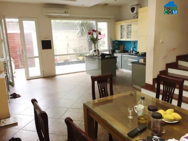 Bán nhà mặt phố kế Bính Giai Ba Đình Hà Nội kinh doanh 22 tỷ