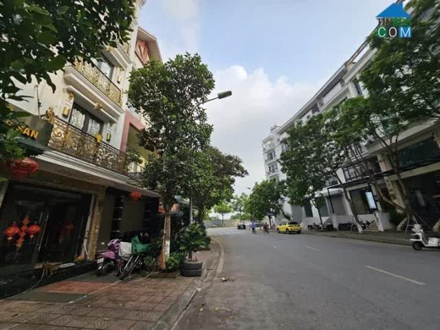 Bán nhà mặt phố khu Hồng Tiến 50m², 6 tầng thang máy, gara ô tô Long Biên