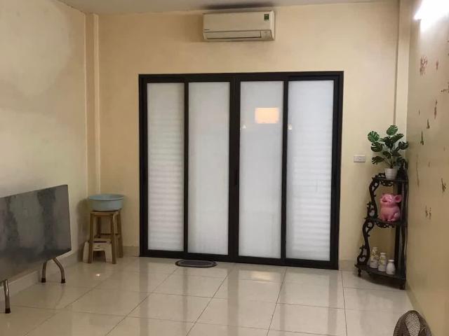 Bán nhà mặt phố Kim Hoa, DT 70m, 3 tầng, MT 4m, giá 24.75 tỷ