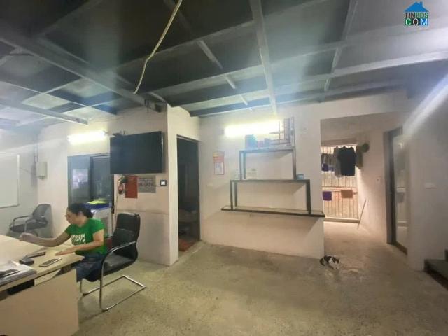 Bán nhà mặt phố lớn Quang Trung, 200m2, mặt tiền rộng 8.1m, vị trí đẹp, kinh doanh sầm uất, giá