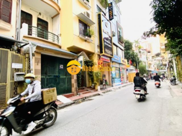 Bán nhà mặt phố lương khánh thiện, ô tô đỗ cổng vào nhà, 64m2, chỉ 10.78 tỷ
