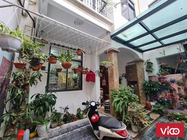 Bán nhà mặt phố đường Nguyễn Văn Cừ Long Biên 90m2 x 5m MT nhỉnh 19 tỷ