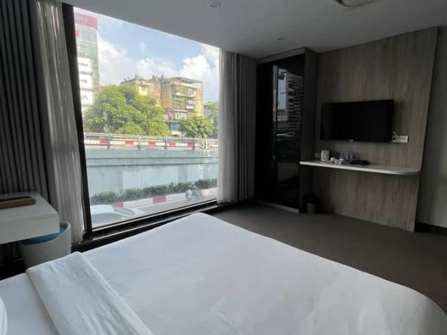 Bán nhà mặt phố Nguyễn Chí Thanh 58m², 7 tầng, MT 5.2m, Chào giá 48 tỷ Ba Đình. Chi tiết liên hệ