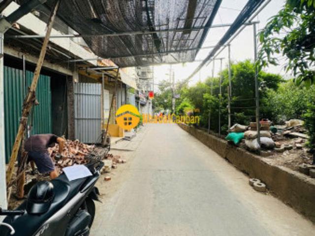 Bán nhà mặt phố nguyễn khoái trong đê 5 tầng thang máy long lanh 2 thoáng hoàng mai