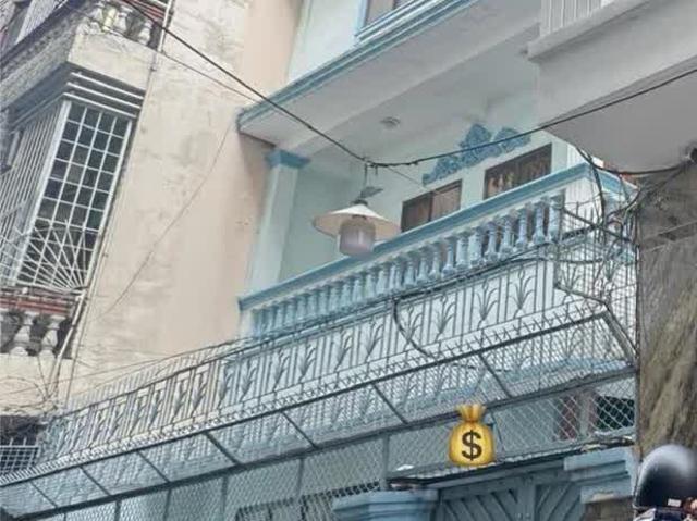 Bán Nhà Mặt Phố Quận 4 Vị Trí Vàng 106M2 4 Tầng 17.5 Tỷ Sổ Hồng Chính Chủ