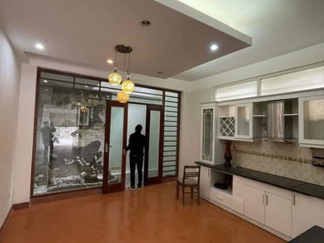 Bán Nhà Mễ Trì Thượng, Nam Từ Liêm 88 5T Thang Máy 15 tỷ 0979312