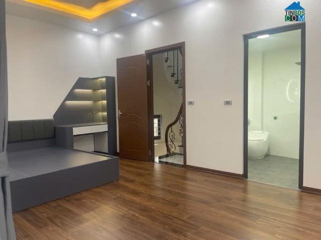 Bán nhà Minh Khai 61m2 mặt tiền 6m/ 5 tầng 10,8 tỷ