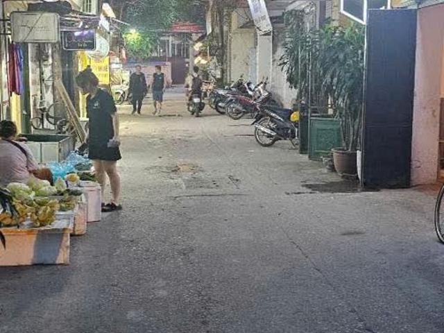 Bán Nhà Đống Đa, Phân lô, 2 thoáng, ngõ oto tránh, kinh doanh đỉnh 73m giá 20tỷ