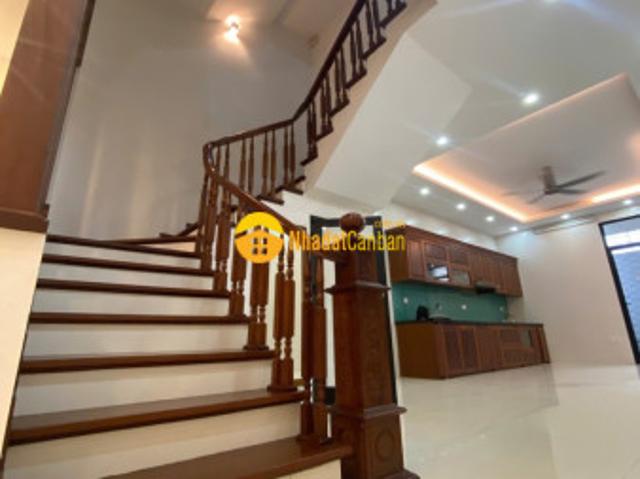 Bán nhà ngọc thuỵ, long biên 4 tầng, 80m, mt4.5m vỉa hè, oto tránh nhỉnh 22 tỷ