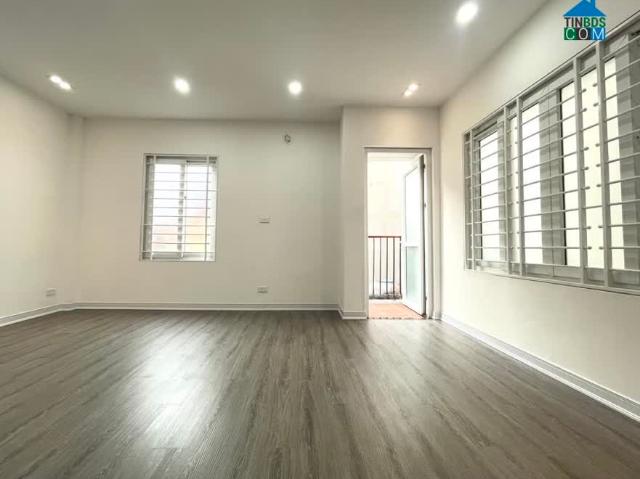 Bán nhà NGỌC THUỶ 7 tỉ Ô TÔ thông 3 thoáng 4 ngủ nhà đẹp ở luôn