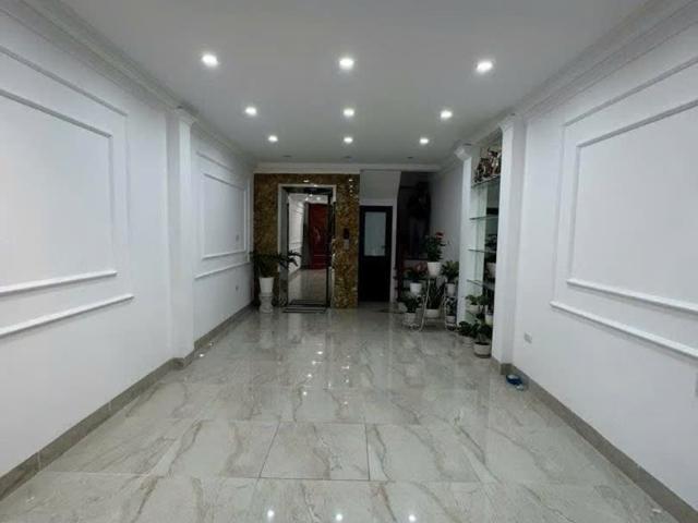 Bán nhà Ngọc Thụy 34m 6 tầng thang máy gara hơn 9 tỷ
