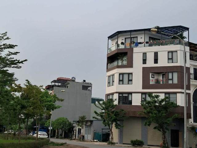 Bán nhà ngọc thụy 38m2 6 tầng thang máy ô tô tránh 14. X Tỷ