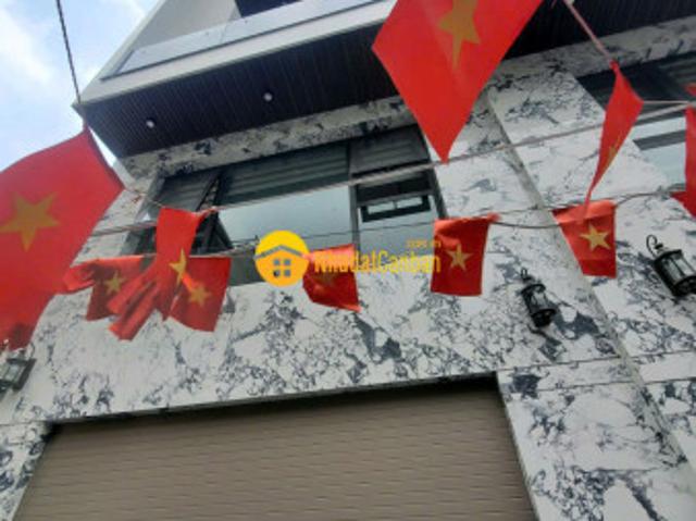 Bán nhà ngọc trì, thạch bàn 5 tầng, 50m, mt5.2m oto đỗ cửa nhỉnh 9 tỷ