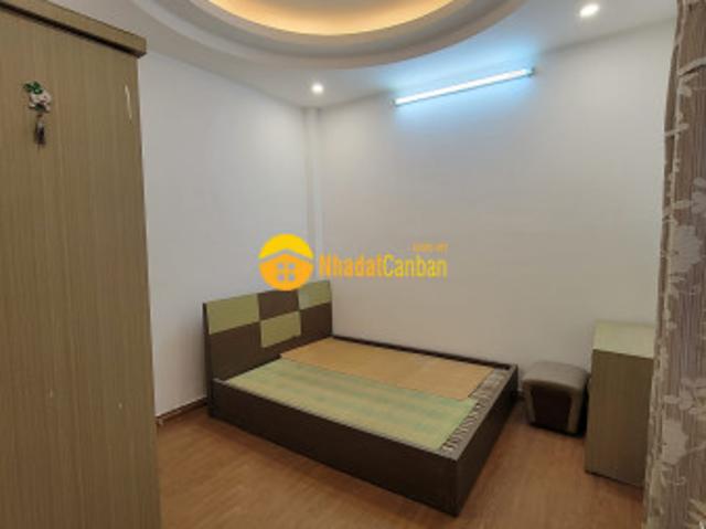 Bán nhà đường hoàng mai gần đền lừ, phân lô ô tô vào nhà, thoáng trước sau, giá đầu tư