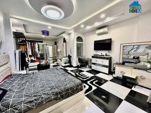 Bán nhà đường Phổ Quang gần CV Hoàng Văn Thụ, DT: 5x25m, 4 Tầng 6PN, 25.9 tỷ