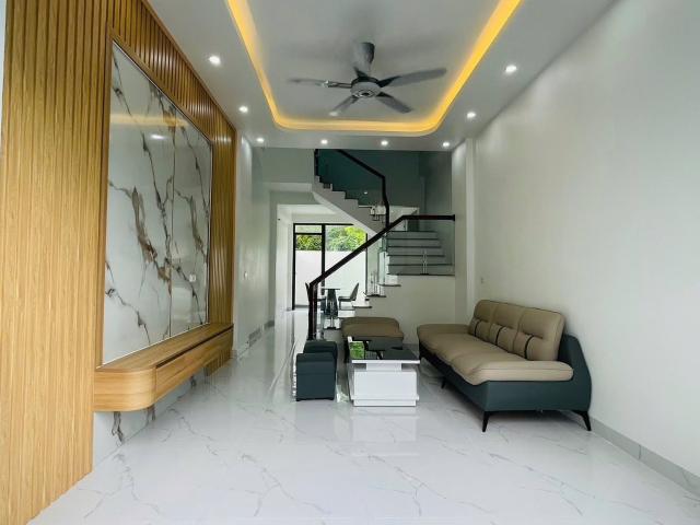 Bán nhà ngõ phố Trương Hán Siêu, ph Nhị Châu, TP HD, 67.5m2, mt 4m, 3 tầng, 3 ngủ, 1.98 tỷ