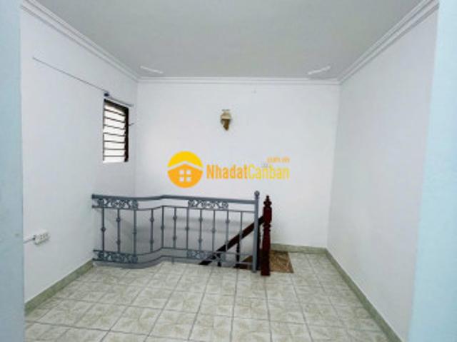 Bán nhà ngõ phố 83, giá 3.95 tỷ, 18m2x4t, ảnh thật