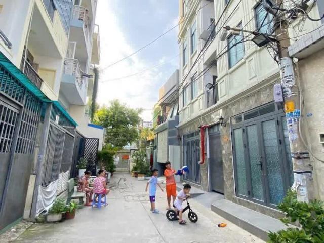 Bán nhà ở đường Quang Trung P11 đối diện chợ Hạnh Thông Tây DT 5* 17m, 2 lầu, giá chỉ 7,7 tỷ