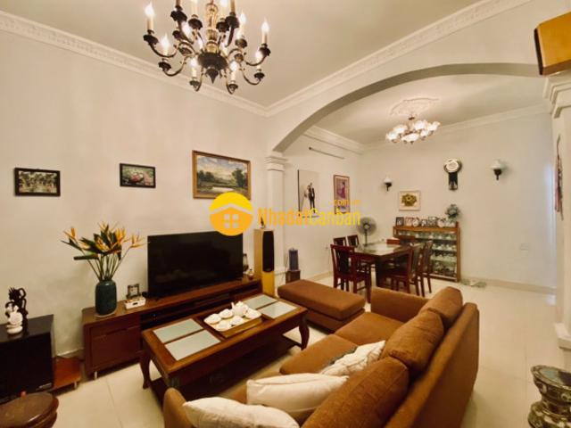 Bán nhà đường thụy khuê, tây hồ, ô tô, an ninh, an sinh tốt, 80m2