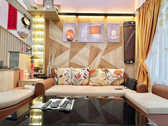 Bán nhà đường Trương Quốc Dung, Phú Nhuận 5 tầng 5pn 37m2 nhỉnh 10 tỷ
