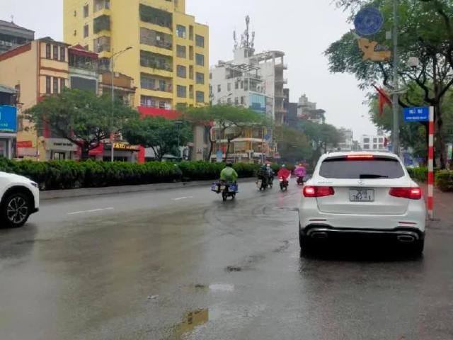 Bán nhà ngõ 158 Nguyễn Văn Cừ, 60m x 4T dân xây, cách oto tránh 10m giá hơn 11 tỷ còn tl. LH