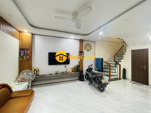 Bán nhà ngõ 27 tây mỗ chỉ hơn 5 tỷ