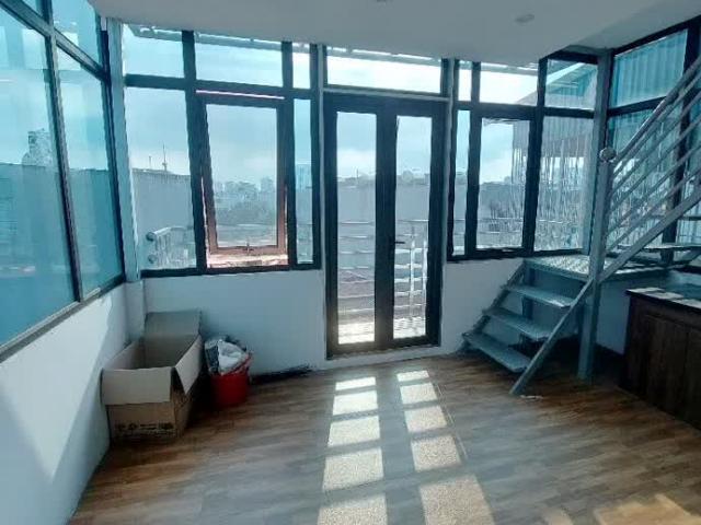 Bán nhà ngõ 42 Thịnh Liệt, 45m2 x 6T, ô tô vào, nội thất cao cấp, gần phố. Giá 6,45 tỷ
