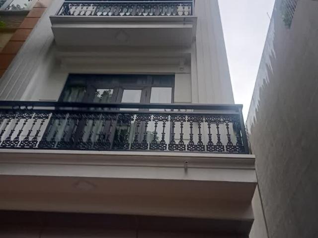 Bán Nhà Ngõ 53 Quang Tiến Nam Từ Liêm 70M X 5tầng Giá 6,9 Tỷ