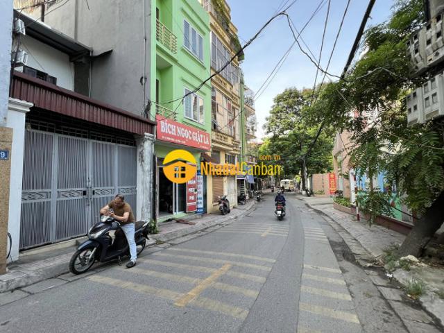 Bán nhà ngõ 639 hoàng hoa thám giá 18.8 tỷ, 200m mt 11m đầu tư xây dựng