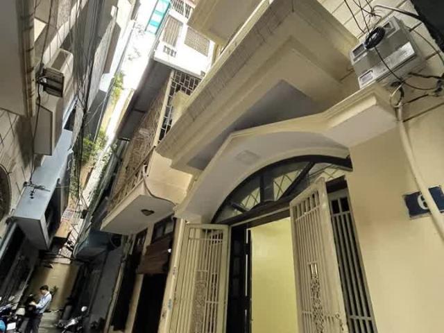 Bán nhà Ngõ 88 Ngọc Hà, Diện tích 46m x4 tầng, mặt tiền 3.8m, giá 8.6 tỷ