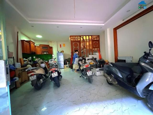 Bán Nhà Ở Ngay Hoàng Hoa Thám – 43m² – 5 Tầng – Lô Góc Thoáng Sáng, Sổ Đỏ Chính Chủ