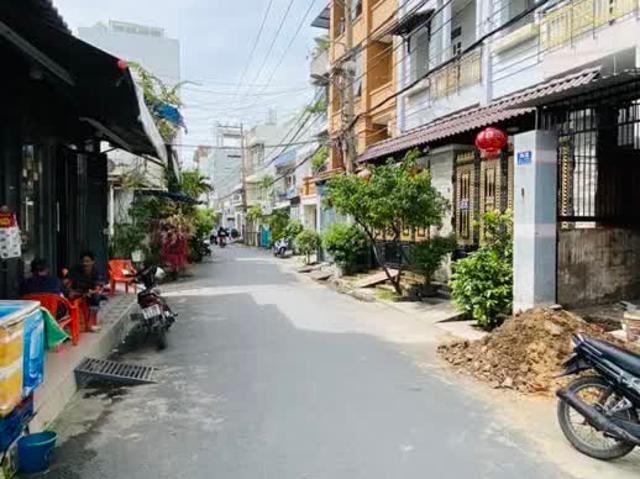 Bán nhà ngay Lê Văn Thọ, cv Làng Hoa, 4x15m, nhỉnh 5 đồng