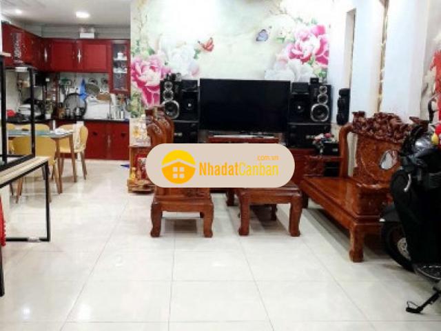 Bán nhà ngay sân vận động hòa đầy đủ tiện ít