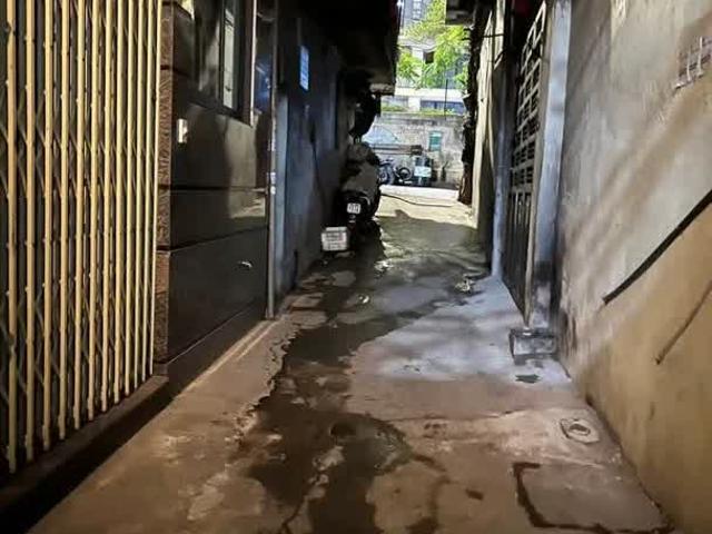 Bán Nhà Nghi Tàm 38m2. 3 tầng. Mặt tiền 4.4m. giá 7.85 tỷ Tây Hồ Hà Nội