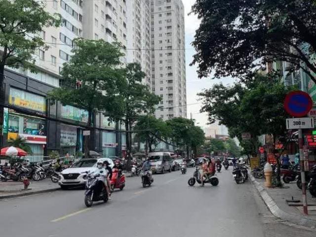 Bán nhà Ngô Thì Nhậm, vị trí đắc địa, kinh doanh đỉnh, 40m2, giá 9.8 tỷ