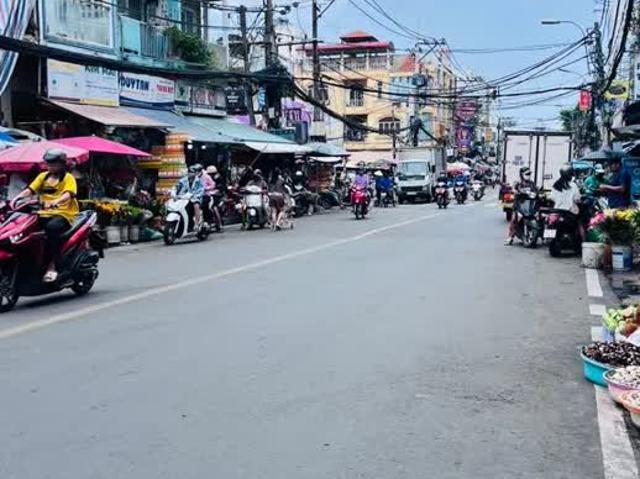 Bán nhà Nguyễn Thị Tần 3 tầng mới 4.2x28 chỉ 11 tỷ 8 TL 0931172