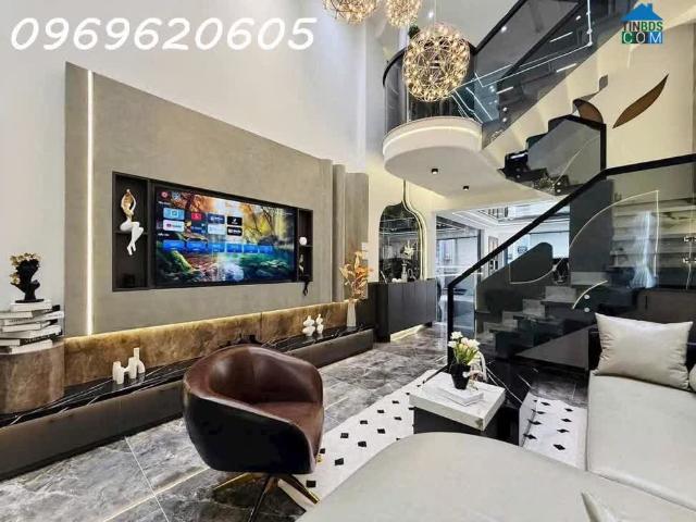 Bán Nhà Nguyễn Thị Thập Quận 7, dòng tiền lên đến 600 triệu / năm, nhỉnh 6 tỷ. Gọi ngay Vinh Nhà Phố