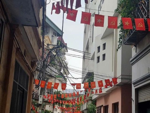 Bán nhà nguyễn trãi, cách phố 35m, lô góc, dt45m2 5t, ô tô tránh, ở cho thuê, chỉ 14. X TỶ