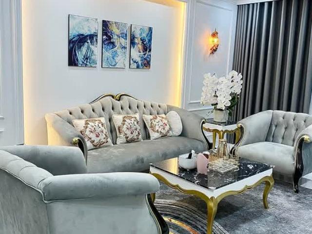 Bán Nhà Nguyển Văn Cừ, Gia Thụy, 42m2, 4 Tầng, MT 4,5m, Ô Tô 7 Chỗ Vào Nhà, Nhỉnh 4 Tỷ