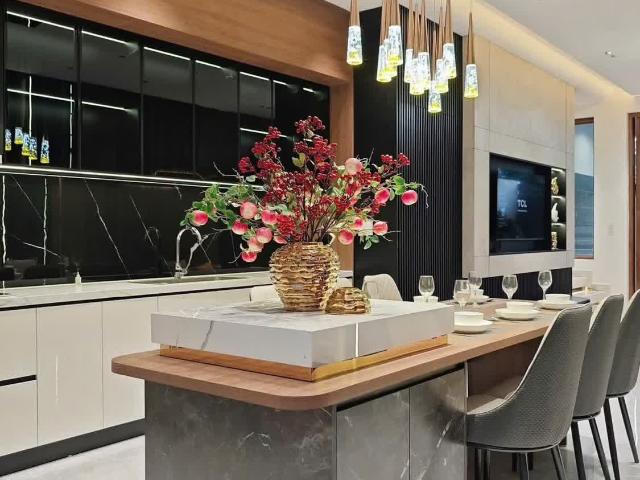 Bán Nhà Nguyễn Văn Linh Long Biên, Oto Tránh, Ngõ Thông, Thang Máy, 49m Nhỉnh 11 Tỷ Tl