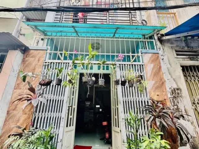 Bán nhà Nguyễn Văn Quá, Đông Hưng Thuận, Quận 12, DT 30m2 3 x 10 x 2 Chỉ 2.45 tỷ